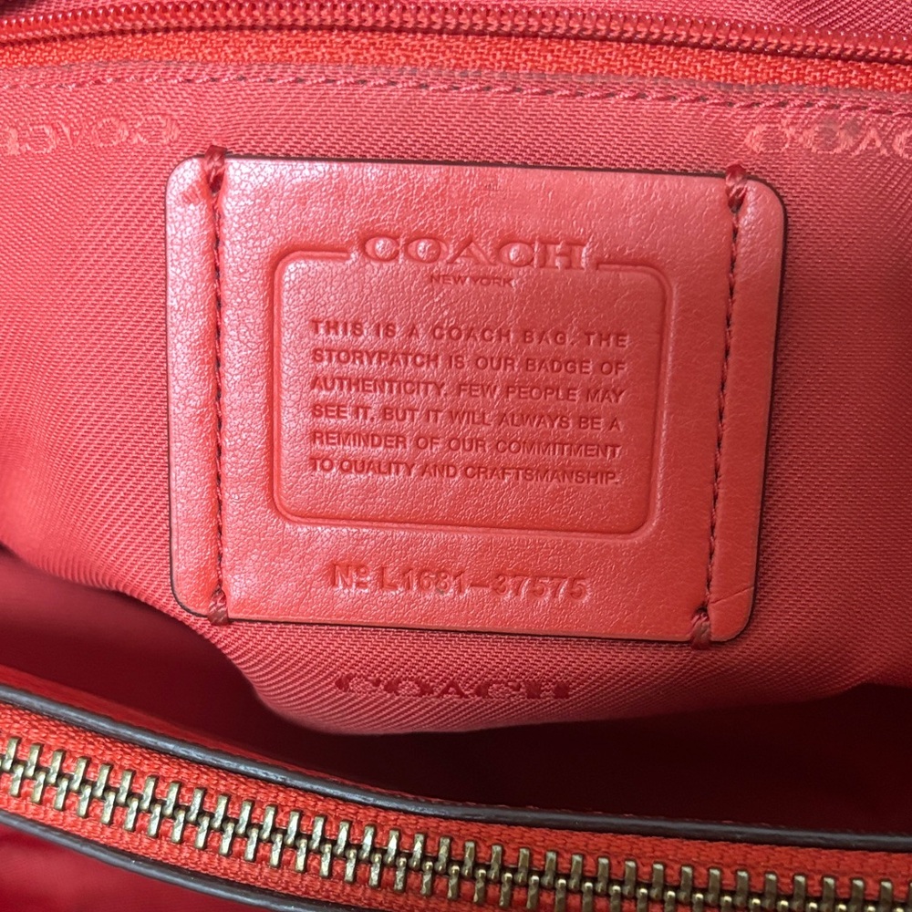 Coach Leather purse - Picture 13 of 14